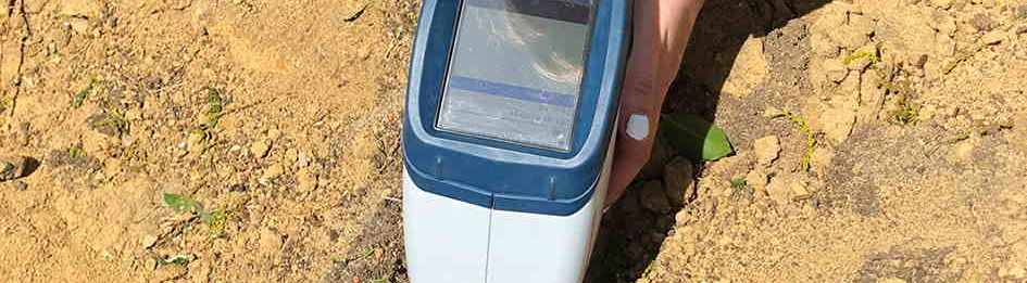 Handheld XRF Analysis | Light Element Analysis in Alloys | Challenges and Innovations